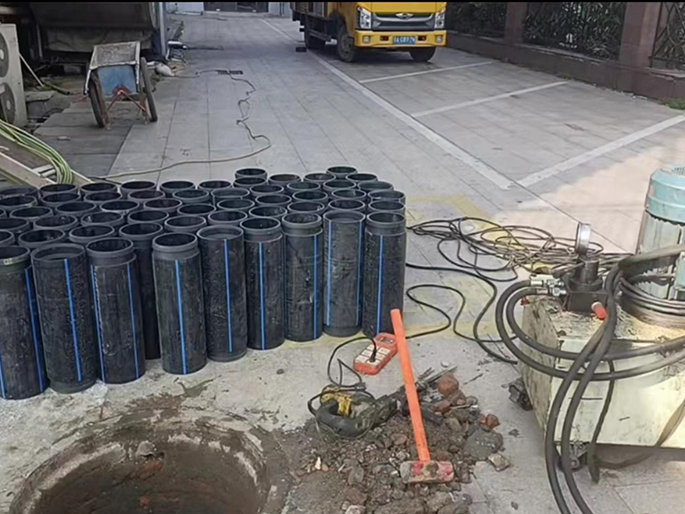 红寺堡PE置换管厂家 DN315置换管 非开挖管短管置换